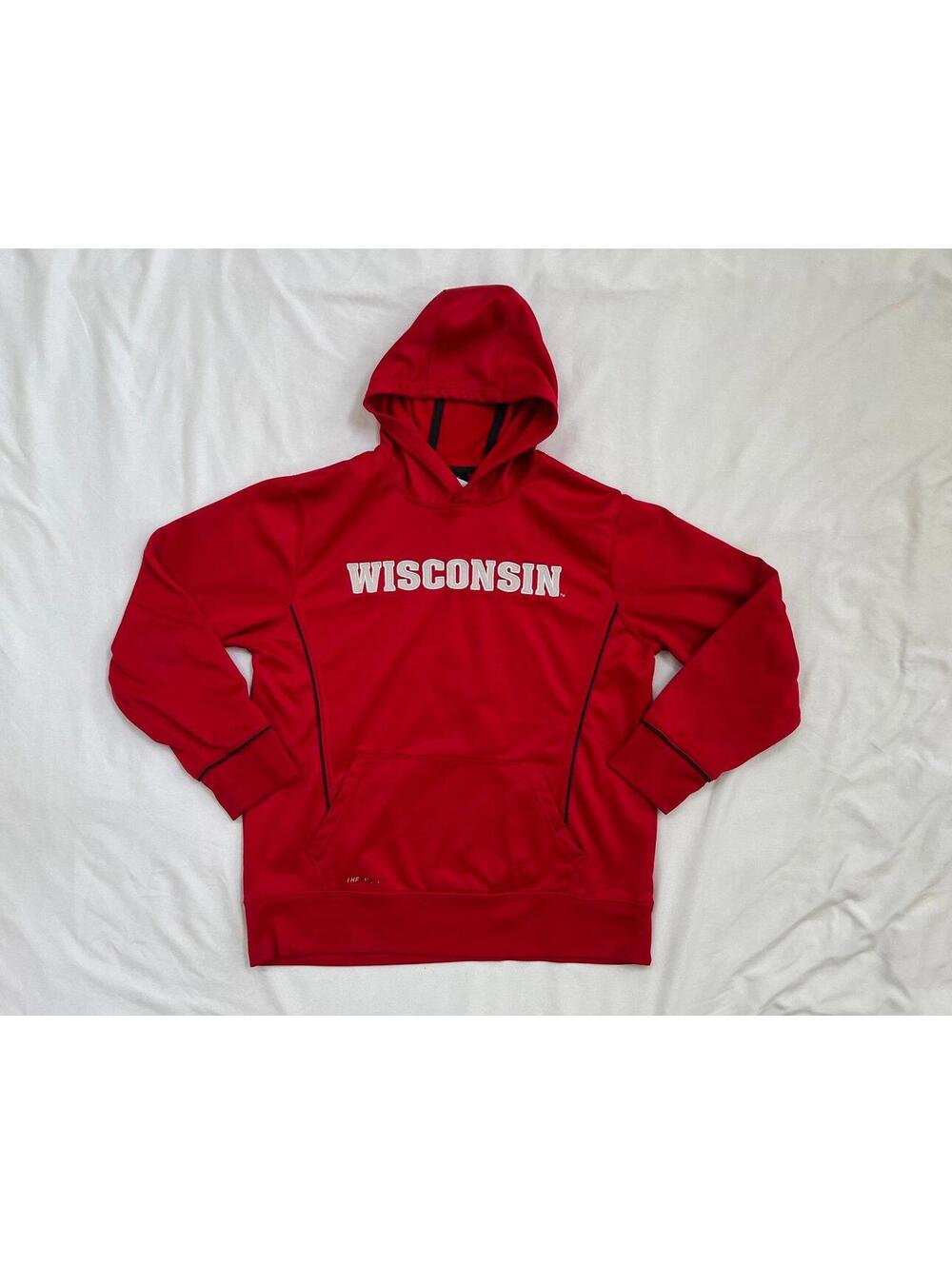 Nike therma-fit youth size large red WISCONSIN pullover hoodie
